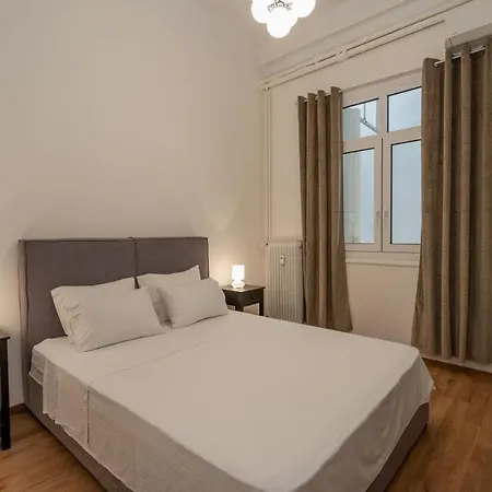 Apartment Charming 3bd Apt. Close To Metro *